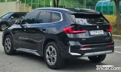 BMW X1 2023 2.0 автомат (гидро), миниатюра 5