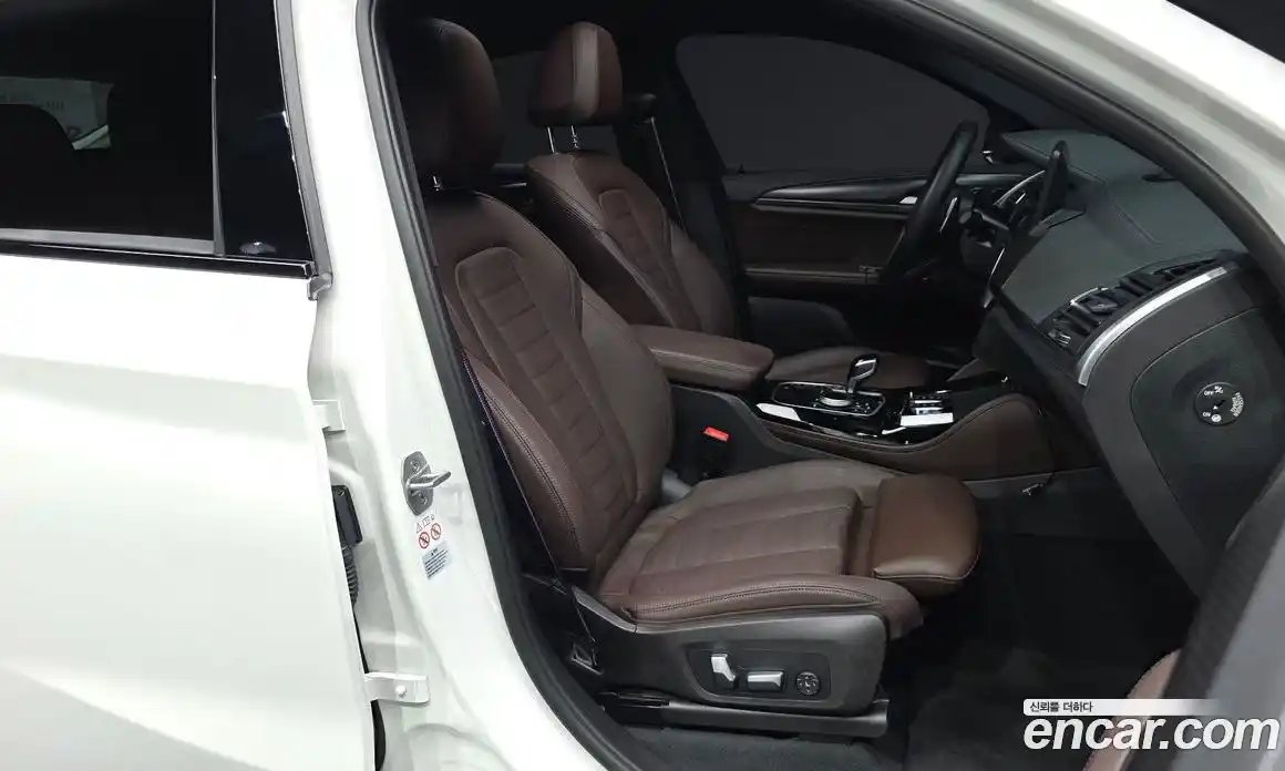 BMW X4 2022 2.0 автомат (гидро), фото 17
