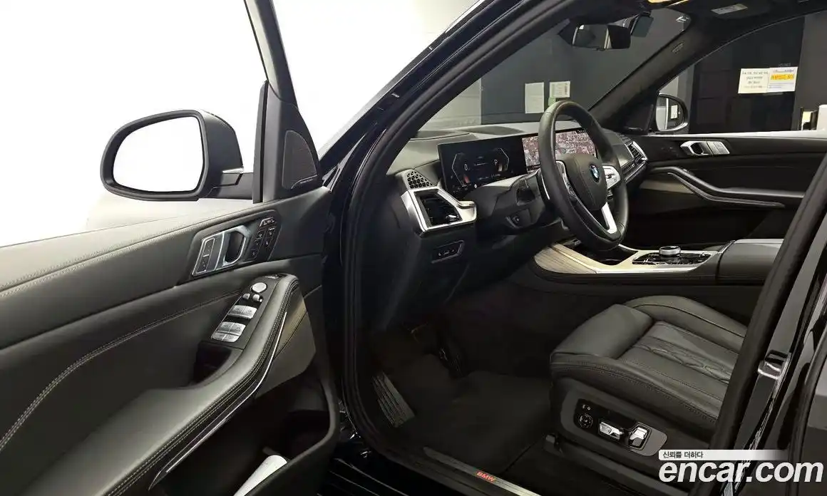 BMW X7 2025 3.0 автомат (гидро), фото 13