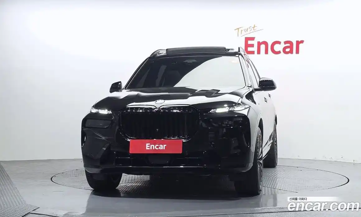 BMW X7 2025 3.0 автомат (гидро), фото 3