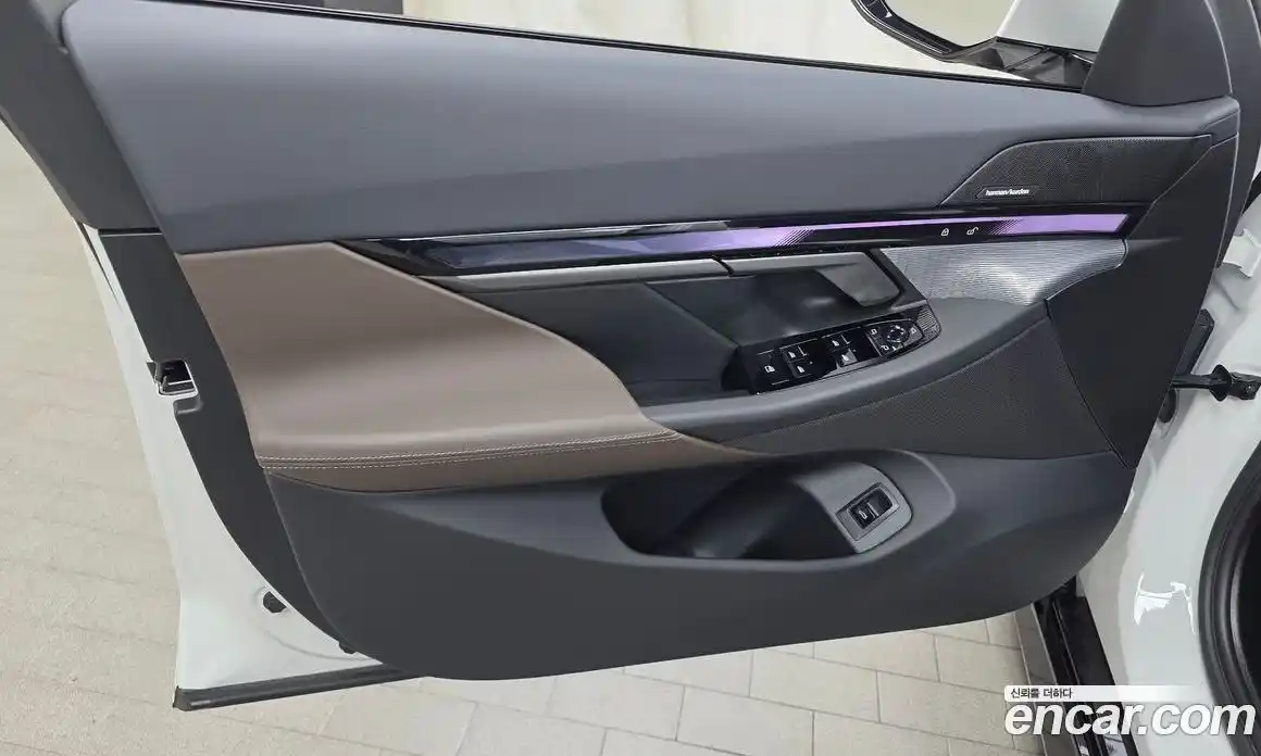 BMW 5 серия 2025 2.0 автомат (гидро), фото 14