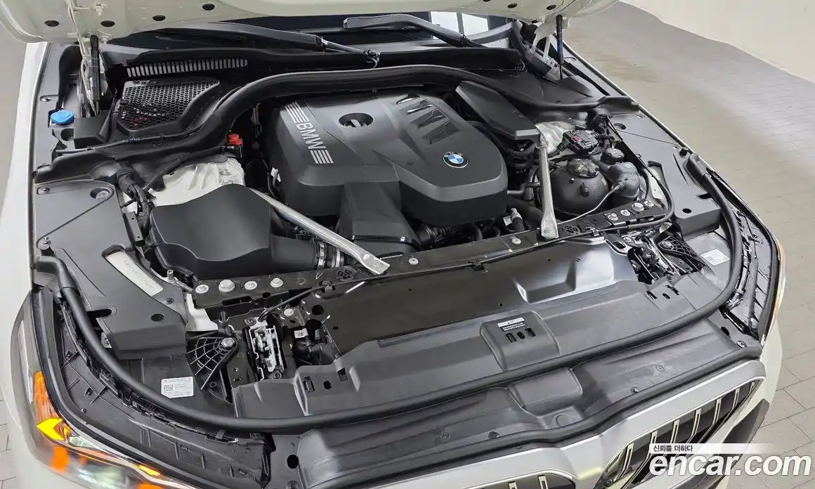BMW 5 серия 2025 2.0 автомат (гидро), фото 6