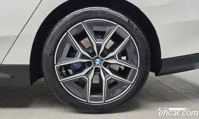 BMW 5 серия 2025 2.0 автомат (гидро), миниатюра 7