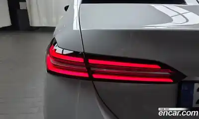 BMW 5 серия 2025 2.0 автомат (гидро), миниатюра 9