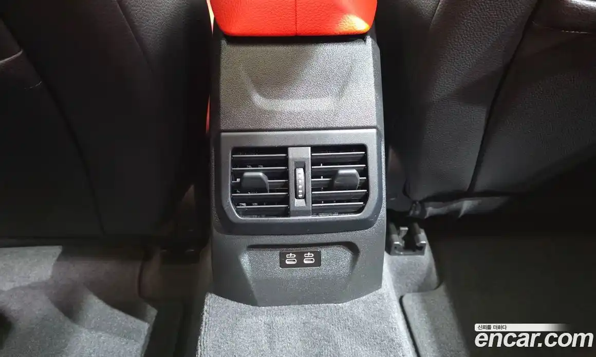 BMW 1 серия 2023 2.0 автомат (гидро), фото 28