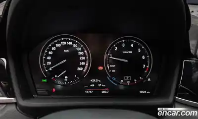 BMW X1 2022 2.0 автомат (гидро), миниатюра 11