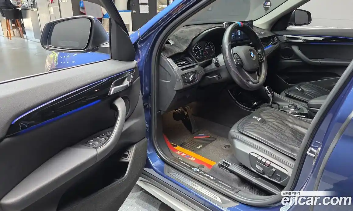 BMW X1 2022 2.0 автомат (гидро), фото 13