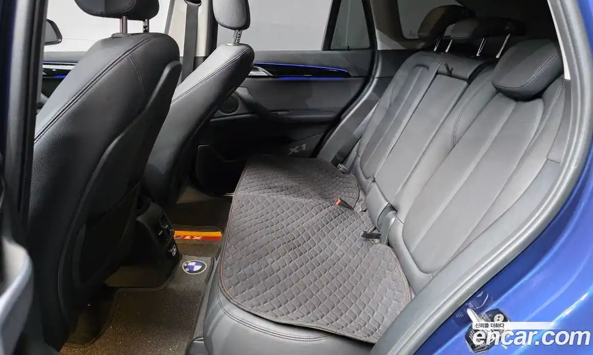 BMW X1 2022 2.0 автомат (гидро), фото 18