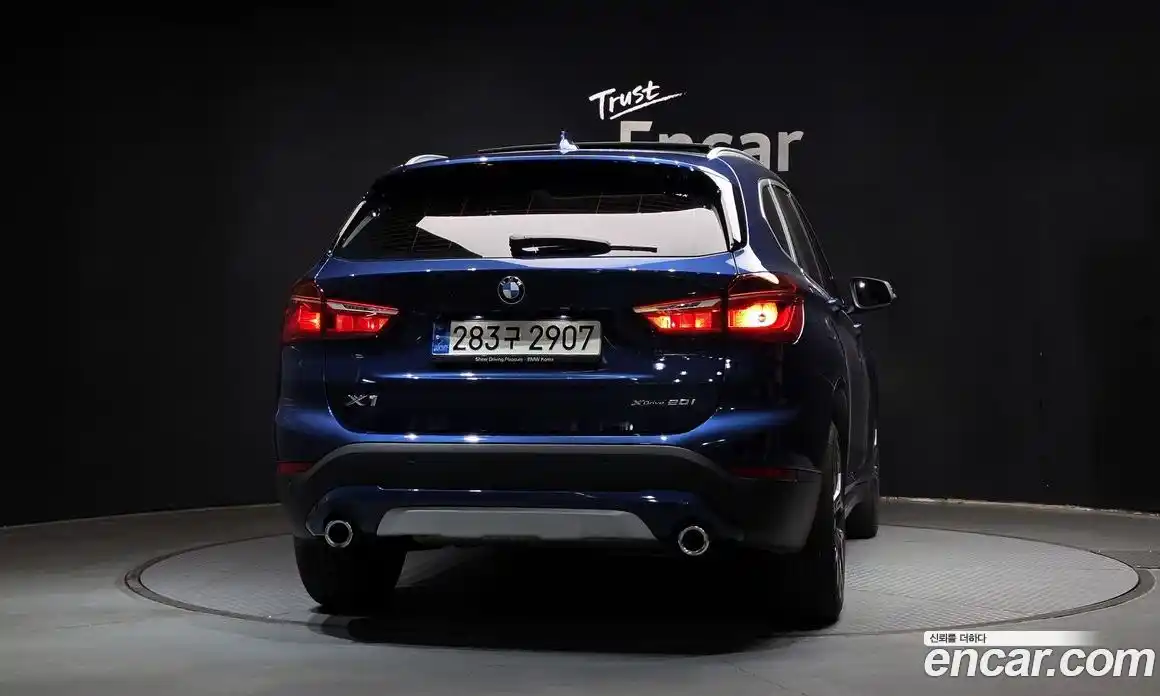 BMW X1 2022 2.0 автомат (гидро), фото 4