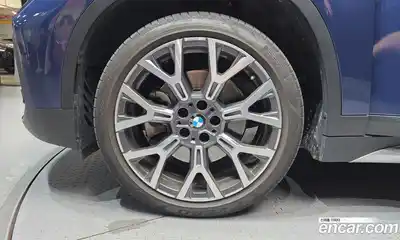 BMW X1 2022 2.0 автомат (гидро), миниатюра 5