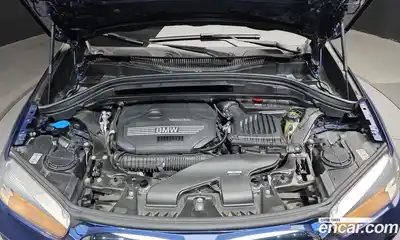 BMW X1 2022 2.0 автомат (гидро), миниатюра 6