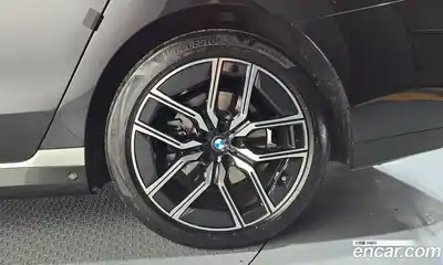 BMW 7 серия 2024 3.0 автомат (гидро), миниатюра 7