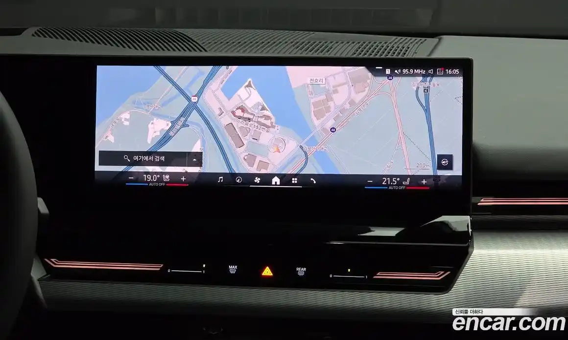 BMW 5 серия 2024 2.0 автомат (гидро), фото 20