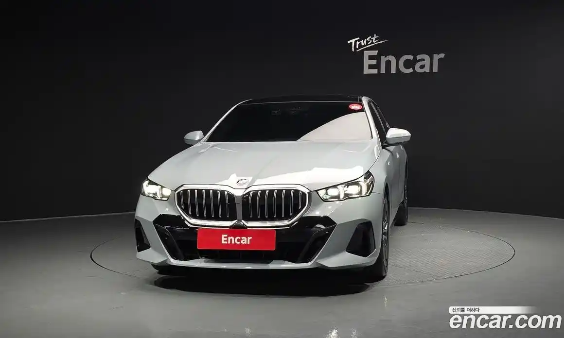 BMW 5 серия 2024 2.0 автомат (гидро), фото 3