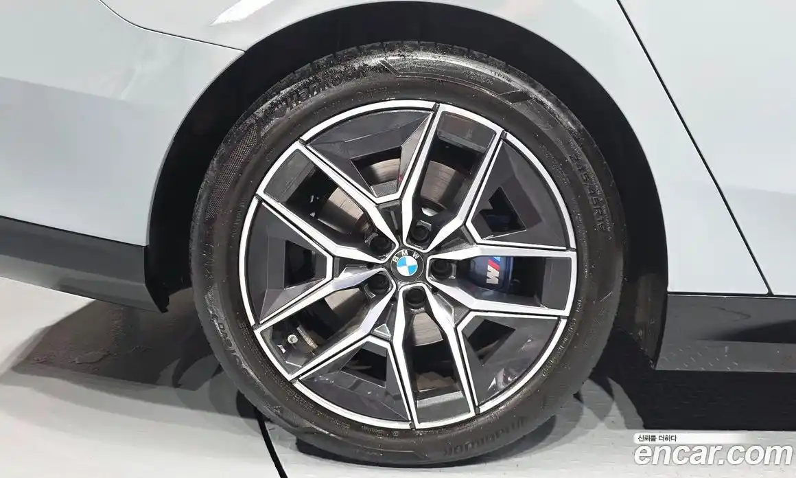 BMW 5 серия 2024 2.0 автомат (гидро), фото 5
