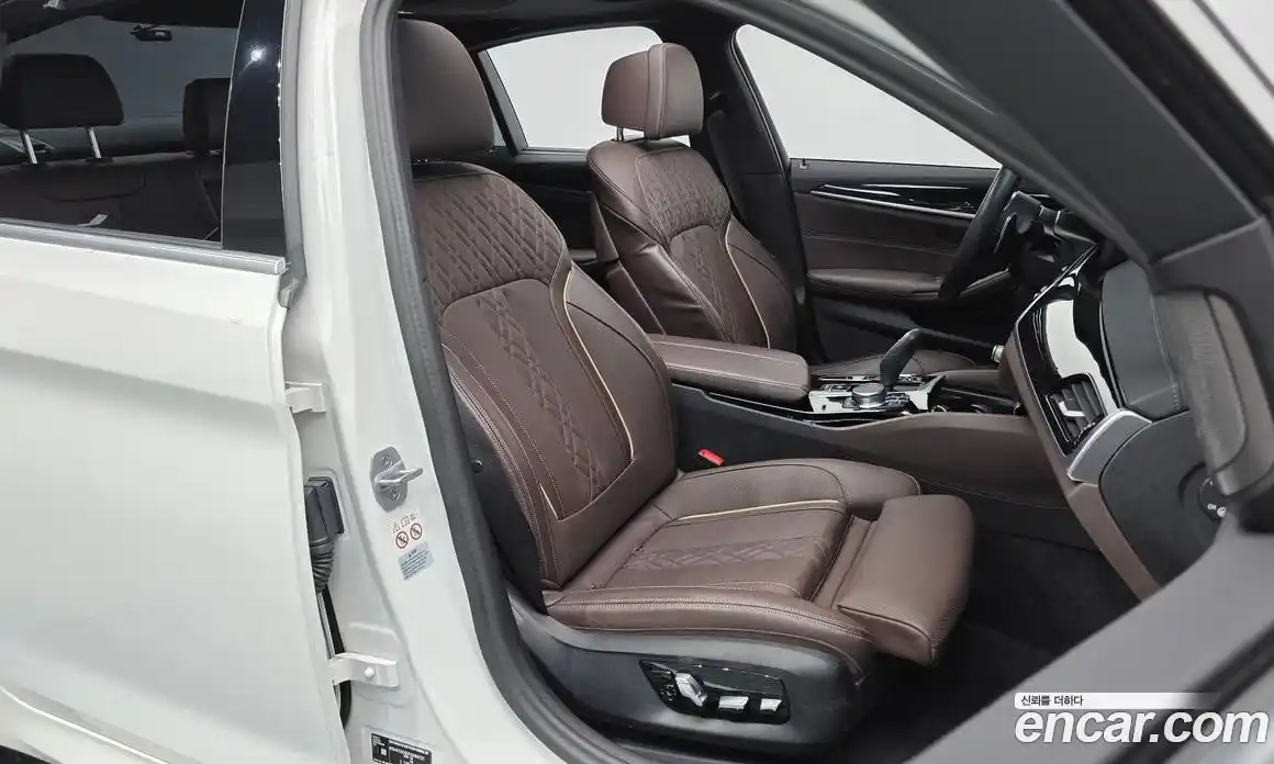 BMW 5 серия 2023 2.0 автомат (гидро), фото 12