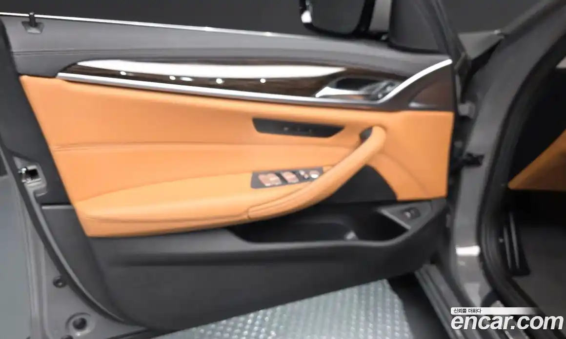 BMW 5 серия 2020 2.0 автомат (гидро), фото 14