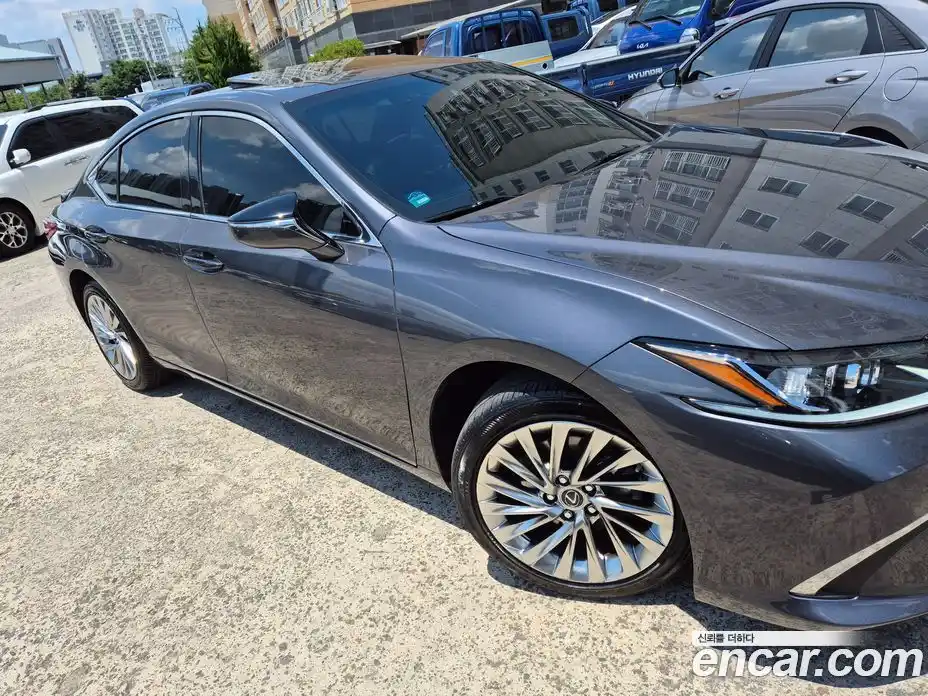 Lexus ES 2023 2.5 автомат (гидро), фото 1 Lexus ES 2023 2.5 автомат (гидро), фото 1
