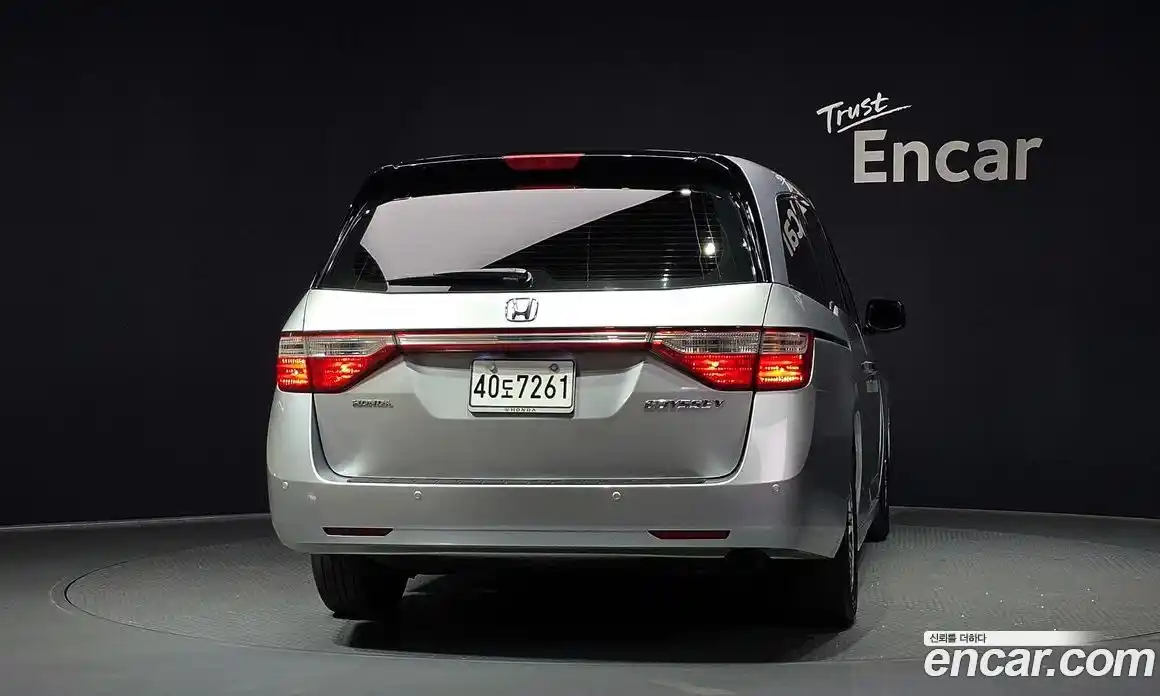 Honda Odyssey 2013 3.5 автомат (гидро), фото 4