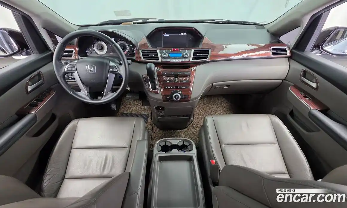 Honda Odyssey 2013 3.5 автомат (гидро), фото 7