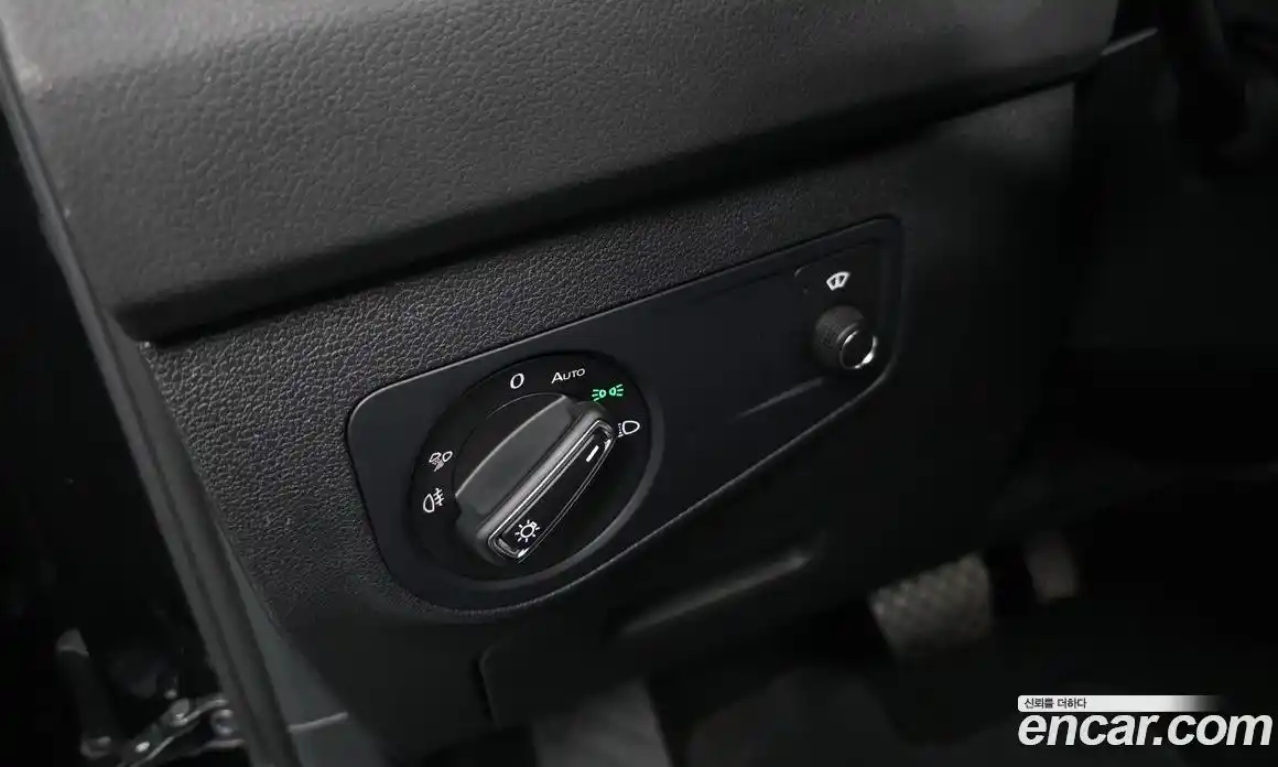 Volkswagen Tiguan 2022 2.0 автомат (гидро), фото 27
