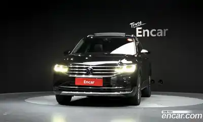 Volkswagen Tiguan 2022 2.0 автомат (гидро), миниатюра 3