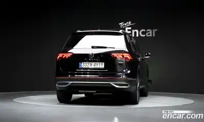 Volkswagen Tiguan 2022 2.0 автомат (гидро), миниатюра 4