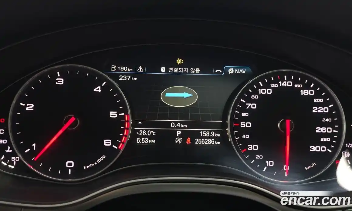Audi A6 2012 3.0 автомат (гидро), фото 8