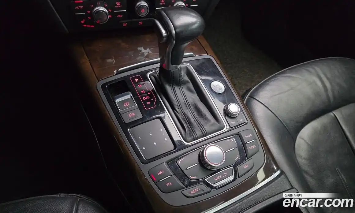 Audi A6 2012 3.0 автомат (гидро), фото 9