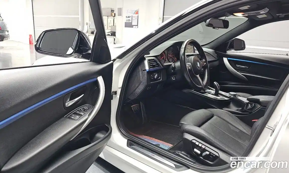 BMW 3 серия 2018 2.0 автомат (гидро), фото 13