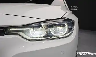 BMW 3 серия 2018 2.0 автомат (гидро), миниатюра 8