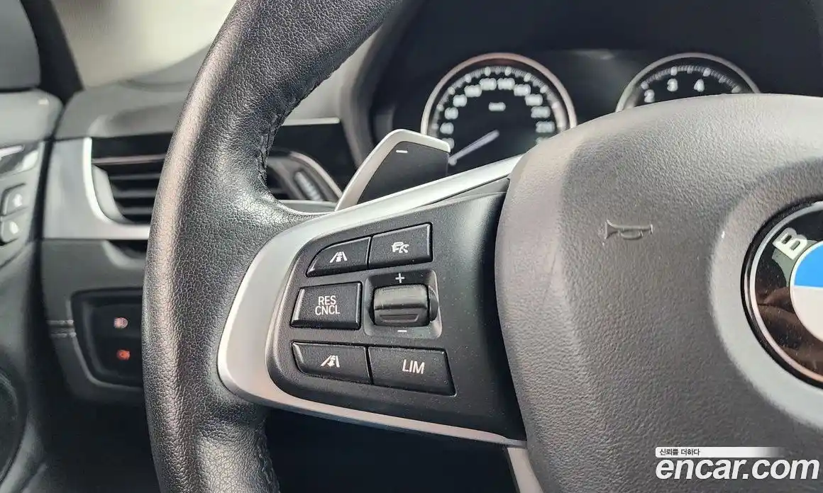 BMW X1 2022 2.0 автомат (гидро), фото 23