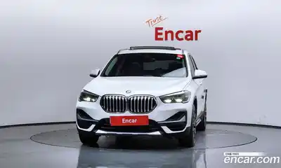 BMW X1 2022 2.0 автомат (гидро), миниатюра 3