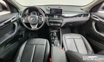 BMW X1 2022 2.0 автомат (гидро), миниатюра 10