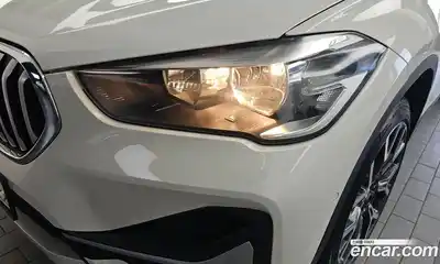 BMW X1 2022 2.0 автомат (гидро), миниатюра 8