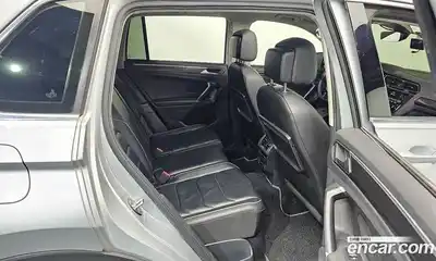 Volkswagen Tiguan 2018 2.0 автомат (гидро), миниатюра 12