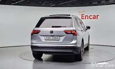 Volkswagen Tiguan 2018 2.0 автомат (гидро), миниатюра 4