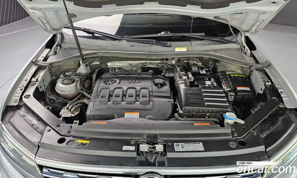 Volkswagen Tiguan 2018 2.0 автомат (гидро), фото 6