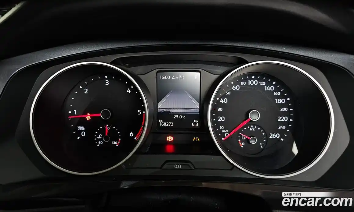 Volkswagen Tiguan 2018 2.0 автомат (гидро), фото 8