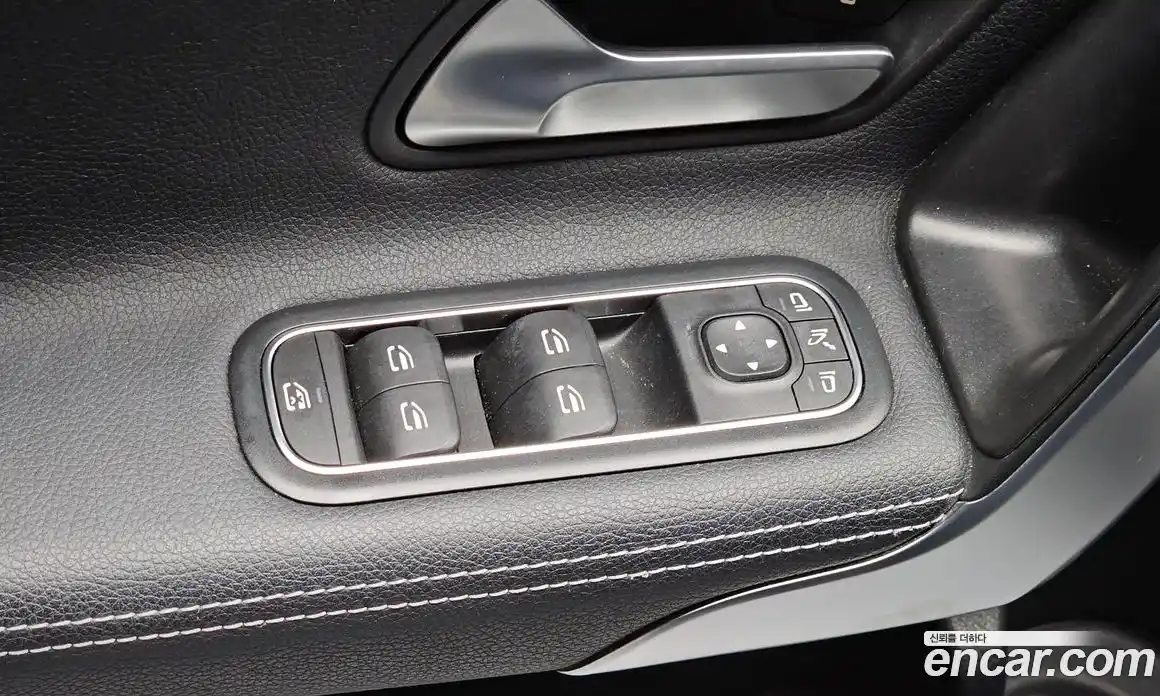 Mercedes-Benz A-Class 2021 2.0 гидро, фото 27