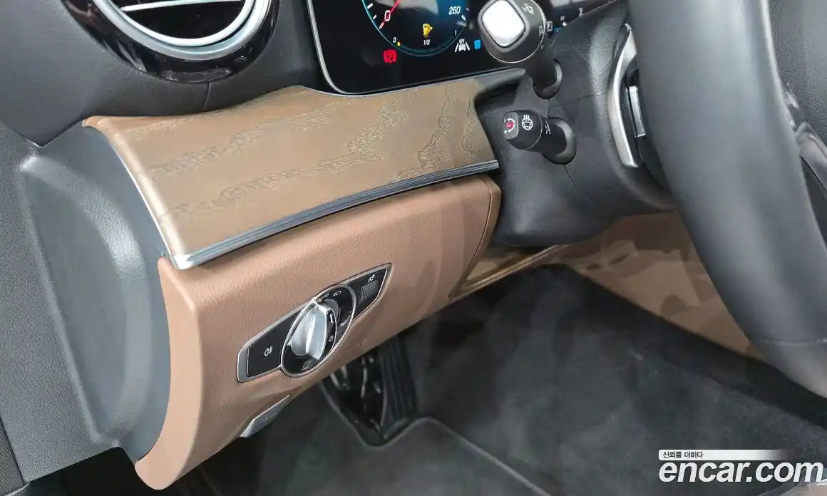 Mercedes-Benz E-Class 2022 2.0 автомат (гидро), фото 24
