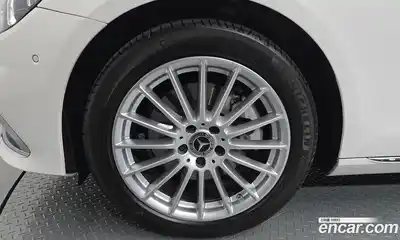 Mercedes-Benz E-Class 2022 2.0 автомат (гидро), миниатюра 5