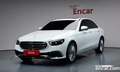 Mercedes-Benz E-Class, 2023, 35 137 км