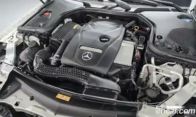 Mercedes-Benz E-Class 2023 2.0 автомат (гидро), миниатюра 6