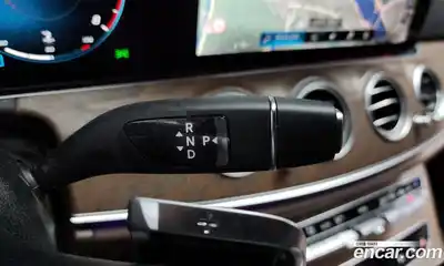 Mercedes-Benz E-Class 2023 2.0 автомат (гидро), миниатюра 9