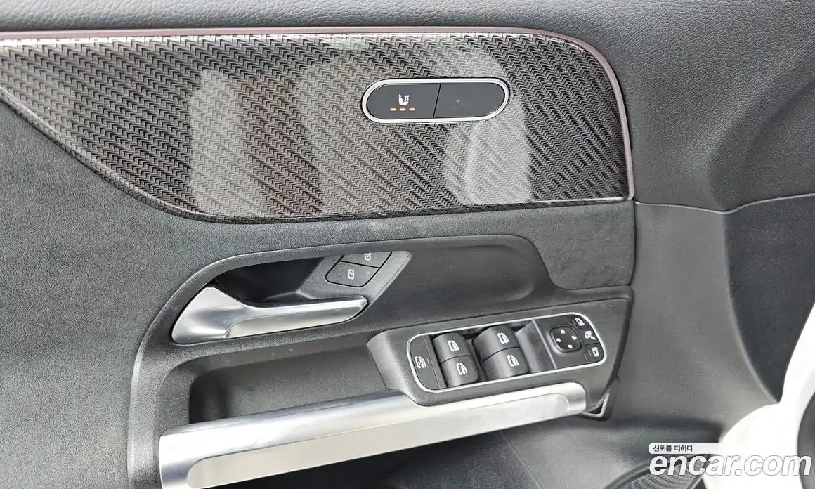 Mercedes-Benz GLB-Class 2022 2.0 гидро, фото 25