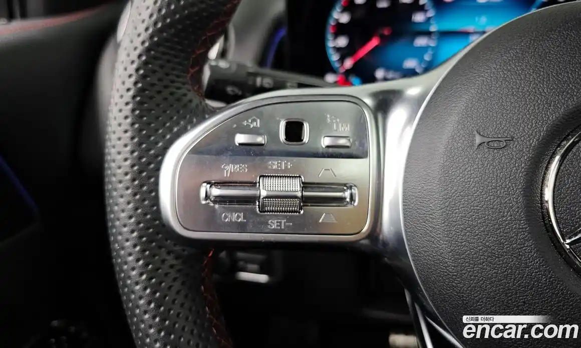 Mercedes-Benz GLB-Class 2022 2.0 гидро, фото 31
