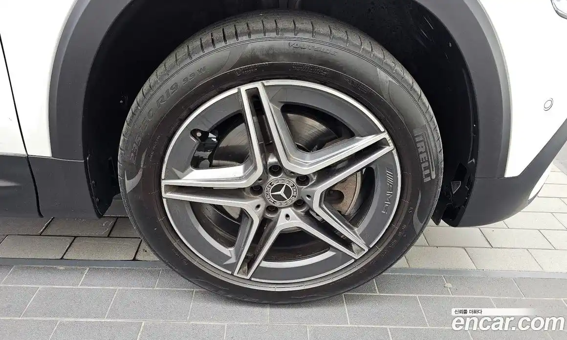 Mercedes-Benz GLB-Class 2022 2.0 гидро, фото 7