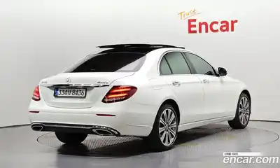 Mercedes-Benz E-Class 2020 3.0 автомат (гидро), миниатюра 2