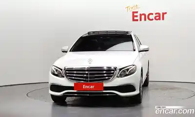 Mercedes-Benz E-Class 2020 3.0 автомат (гидро), миниатюра 3